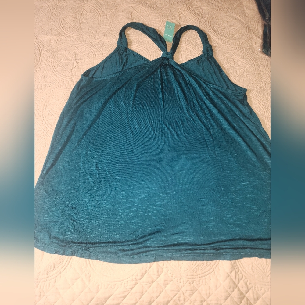 Knot Racerback Tank Top (S9) - Picture 9 of 9